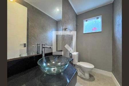 Lavabo de casa de condomínio para alugar com 5 quartos, 350m² em Recreio dos Bandeirantes, Rio de Janeiro