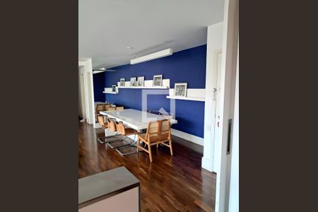 Sala de apartamento para alugar com 3 quartos, 128m² em Moema, São Paulo