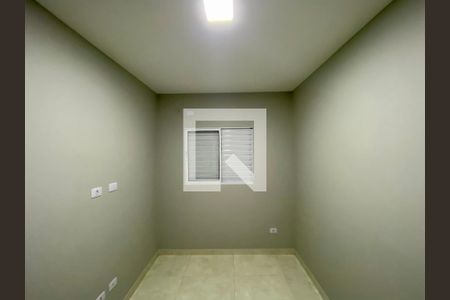 Quarto 1 de casa de condomínio para alugar com 2 quartos, 65m² em Vila Tupi, Praia Grande