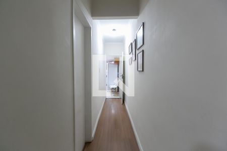 Corredor de casa para alugar com 2 quartos, 200m² em Parada Xv de Novembro, São Paulo