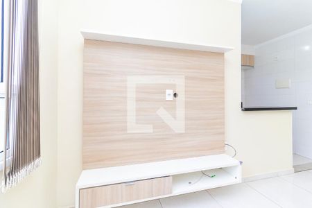 Sala de apartamento para alugar com 2 quartos, 47m² em Conjunto Residencial José Bonifácio, São Paulo