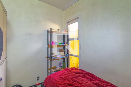 Quarto 1 de casa de condomínio à venda com 2 quartos, 78m² em Niterói, Canoas