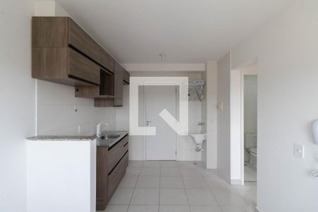 Sala/Cozinha de apartamento à venda com 2 quartos, 36m² em Vila Carmosina, São Paulo