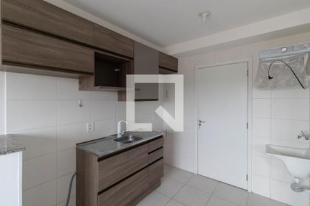 Sala/Cozinha de apartamento à venda com 2 quartos, 36m² em Vila Carmosina, São Paulo