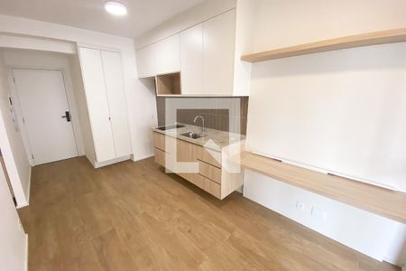 Sala/Cozinha de kitnet/studio para alugar com 1 quarto, 29m² em Pinheiros, São Paulo