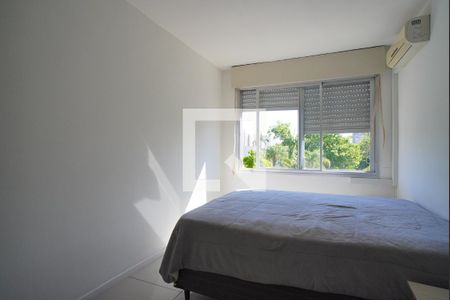 Quarto 2 de apartamento para alugar com 2 quartos, 73m² em Passo D’areia, Porto Alegre