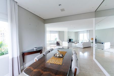 Sala de apartamento à venda com 2 quartos, 245m² em Indianópolis, São Paulo
