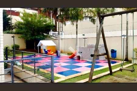 Apartamento para alugar com 4 quartos, 131m² em Vila Suzana, São Paulo