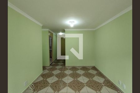 Sala de apartamento para alugar com 2 quartos, 62m² em Jardim Santa Emilia, São Paulo