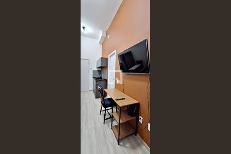 Sala/Cozinha de apartamento para alugar com 1 quarto, 35m² em Santo Amaro, São Paulo