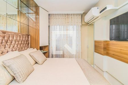 Quarto 1 de apartamento para alugar com 2 quartos, 71m² em Passo d’Areia, Porto Alegre