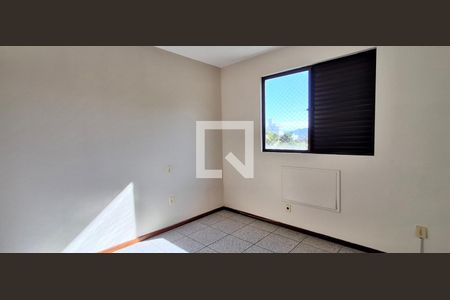 Quarto 1 de apartamento para alugar com 2 quartos, 70m² em Pantanal, Florianópolis