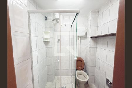 Banheiro de casa para alugar com 1 quarto, 50m² em Penha Circular, Rio de Janeiro