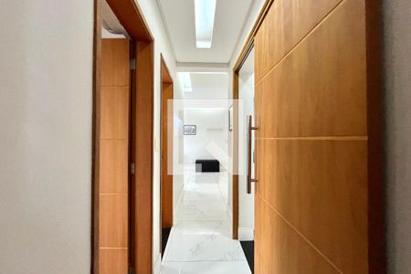 Corredor de apartamento para alugar com 2 quartos, 59m² em Vila da Saúde, São Paulo