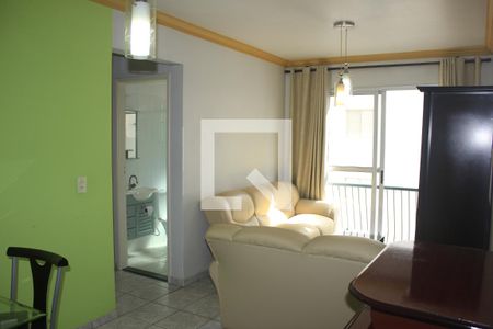 Sala  de apartamento para alugar com 2 quartos, 54m² em Jardim Bom Clima, Guarulhos