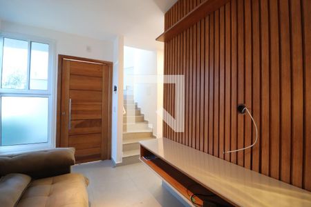 Sala de casa de condomínio para alugar com 3 quartos, 81m² em Granja Marileusa, Uberlândia