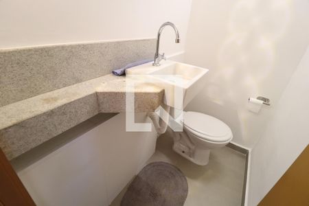 Lavabo de casa de condomínio para alugar com 3 quartos, 81m² em Granja Marileusa, Uberlândia