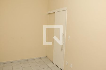 Quarto 2 de casa para alugar com 2 quartos, 90m² em Vila Nova, Nova Iguaçu