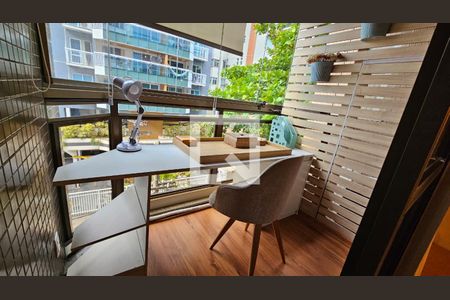 Quarto 3 de apartamento à venda com 3 quartos, 284m² em Icaraí, Niterói