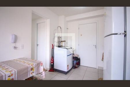 Sala/Cozinha de apartamento à venda com 2 quartos, 32m² em Vila Graciosa, São Paulo