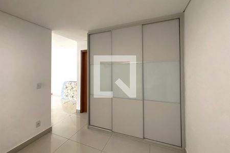 Quarto de apartamento à venda com 1 quarto, 49m² em Carmo, Belo Horizonte