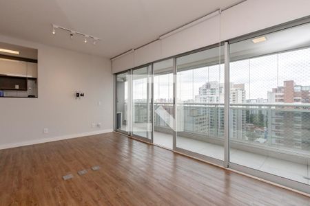 Sala/Quarto de apartamento para alugar com 1 quarto, 58m² em Santo Amaro, São Paulo