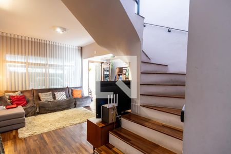 Casa à venda com 2 quartos, 129m² em Vila Ipojuca, São Paulo