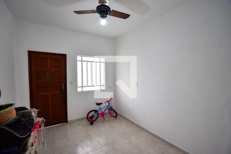 Sala de casa à venda com 2 quartos, 150m² em Piedade, Rio de Janeiro