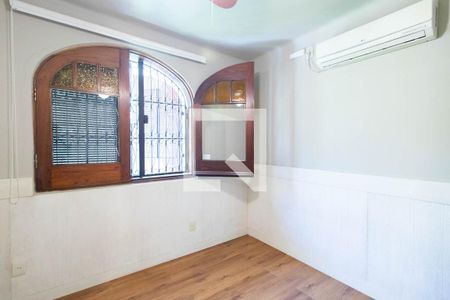 Quarto 1 de casa à venda com 4 quartos, 700m² em Vila Conceição, Porto Alegre