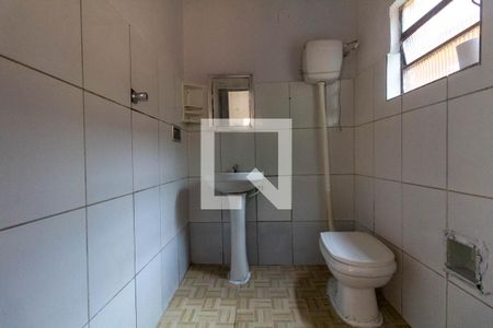 Banheiro de casa para alugar com 2 quartos, 70m² em Parque Cisper, São Paulo