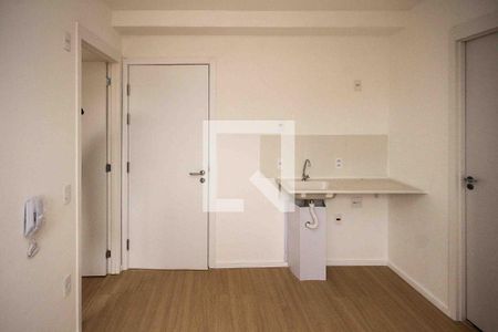 Sala/Cozinha de apartamento para alugar com 2 quartos, 30m² em Vila Ema, São Paulo