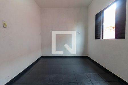 Quarto 2 de casa para alugar com 2 quartos, 70m² em Parque Cisper, São Paulo