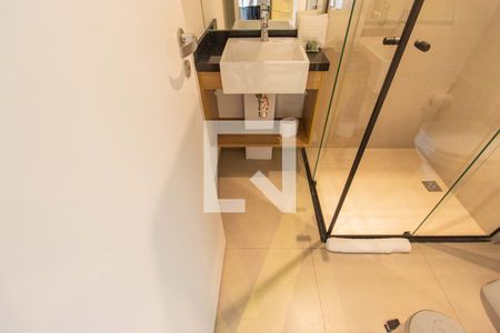 Banheiro de kitnet/studio à venda com 0 quarto, 25m² em Paraíso, São Paulo