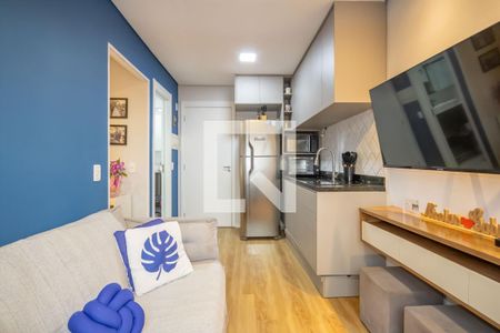 Sala e Cozinha de apartamento à venda com 1 quarto, 24m² em Bonfim, Osasco