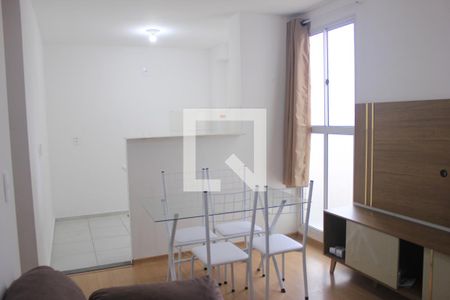 Sala de apartamento para alugar com 2 quartos, 38m² em Jardim Rosa de Franca, Guarulhos