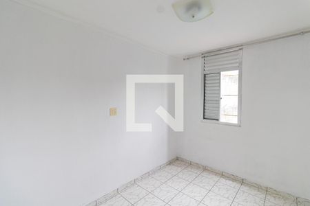 Quarto 2 de apartamento para alugar com 2 quartos, 56m² em Conjunto Residencial José Bonifácio, São Paulo