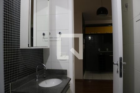 Banheiro de apartamento para alugar com 1 quarto, 33m² em Água Branca, São Paulo