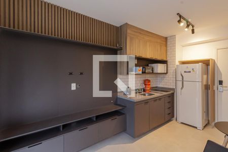 Sala/Cozinha de apartamento para alugar com 1 quarto, 30m² em Indianópolis, São Paulo