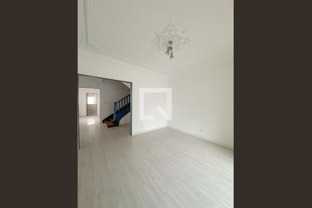 Sala de casa para alugar com 4 quartos, 300m² em Água Branca, São Paulo