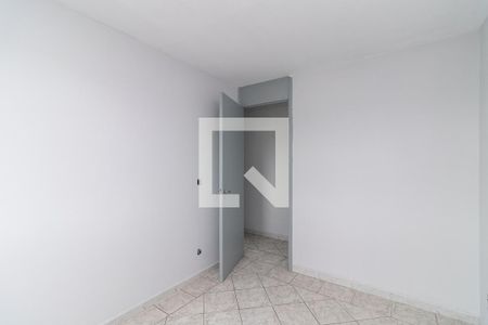 Quarto 1 de apartamento para alugar com 2 quartos, 46m² em Jardim Danfer, São Paulo