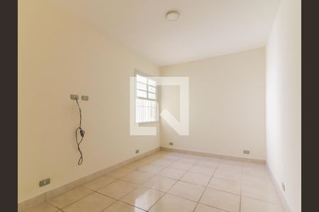 Quarto 2 de casa para alugar com 3 quartos, 150m² em Vila Butantã, São Paulo