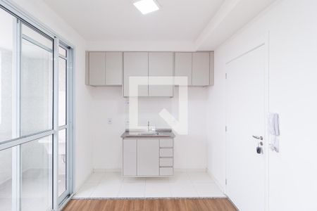 Sala/Cozinha de apartamento para alugar com 2 quartos, 42m² em Vila Sul Americana, Carapicuíba