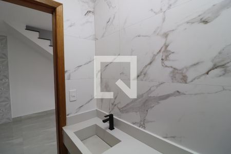 Lavabo de casa à venda com 3 quartos, 110m² em Vila Charlote, São Paulo