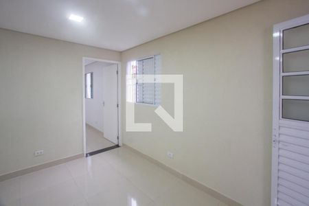 Sala/Cozinha de casa para alugar com 1 quarto, 54m² em Jardim Miriam, São Paulo