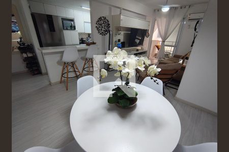 Sala de apartamento à venda com 2 quartos, 67m² em Taquara, Rio de Janeiro