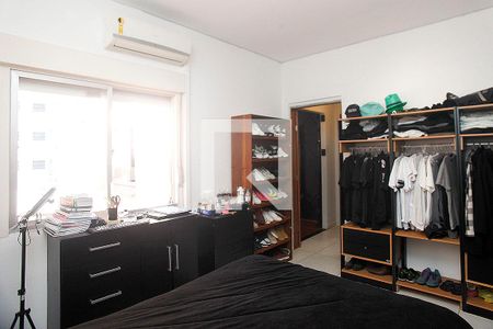 Quarto 1 de apartamento para alugar com 2 quartos, 53m² em Centro Histórico, Porto Alegre