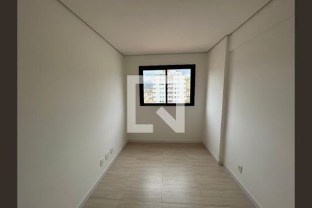 Quarto 1 de apartamento para alugar com 3 quartos, 90m² em Vila Valqueire, Rio de Janeiro