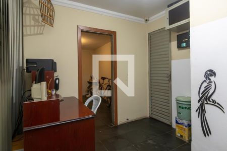 Sala 2 de casa à venda com 3 quartos, 241m² em Serrano, Belo Horizonte
