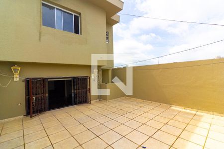 Terraço Sala de Estar de casa para alugar com 4 quartos, 200m² em Campo Grande, São Paulo