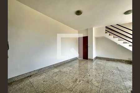 Apartamento à venda com 2 quartos, 120m² em Itapoã, Belo Horizonte